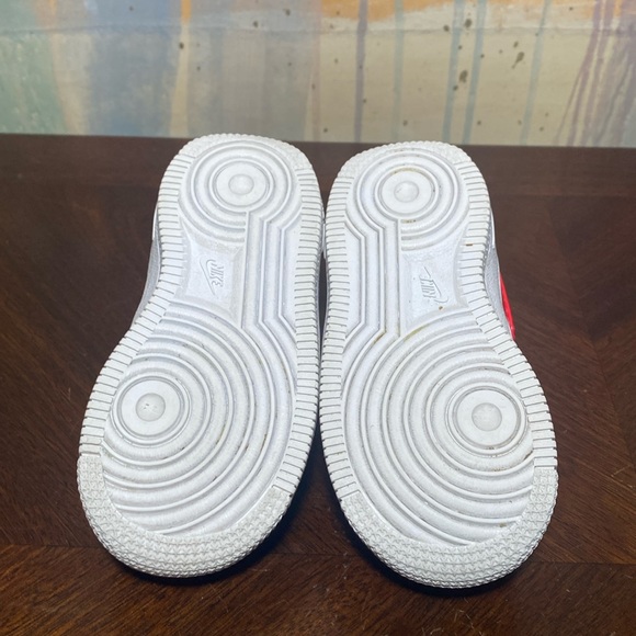 Nike Air Force 1 LV8 UV TD Patent Siren Red White Low Top Sneakers 6C - Picture 6 of 6